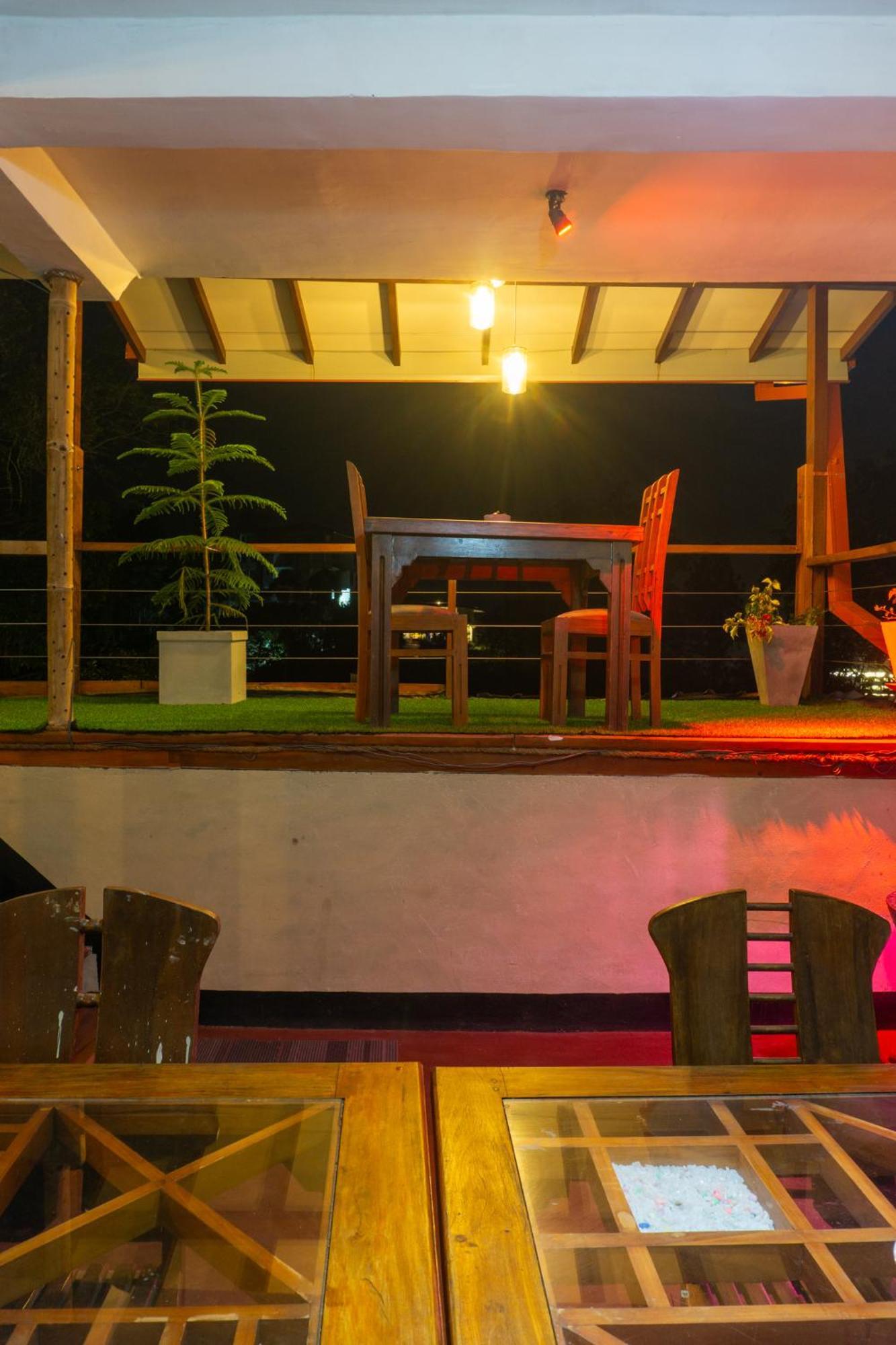 Refresh Inn Ella Luaran gambar